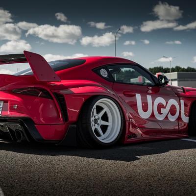 Toyota Supra Liberty Walk на трехсоставных дисках: проект Rimzona глазами владельца