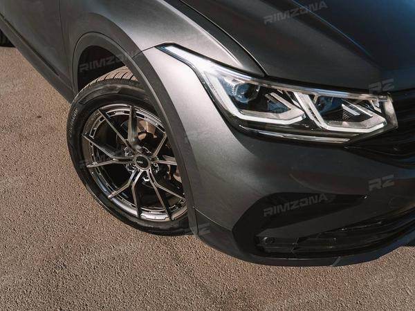 VOLKSWAGEN TIGUAN НА ЛИТЫХ ДИСКАХ В СТИЛЕ VORSTEINER VFX-002 R19 - Фото № 2