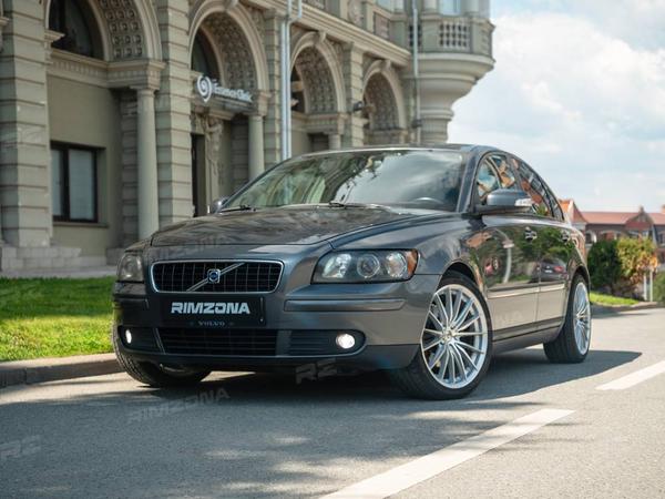 VOLVO S40 НА ЛИТЫХ ДИСКАХ В СТИЛЕ HRE P103 R18 - Фото № 1