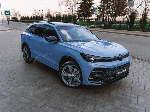 VOLKSWAGEN TIGUAN L PRO НА КОВАНЫХ ДИСКАХ В СТИЛЕ AUDI RS6 R21 - Фото № 1