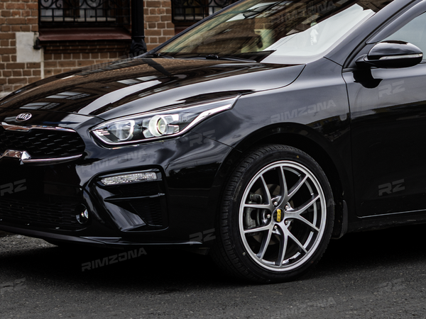 KIA CERATO НА ЛИТЫХ ДИСКАХ В СТИЛЕ BBS FI-R R18 - Фото № 2