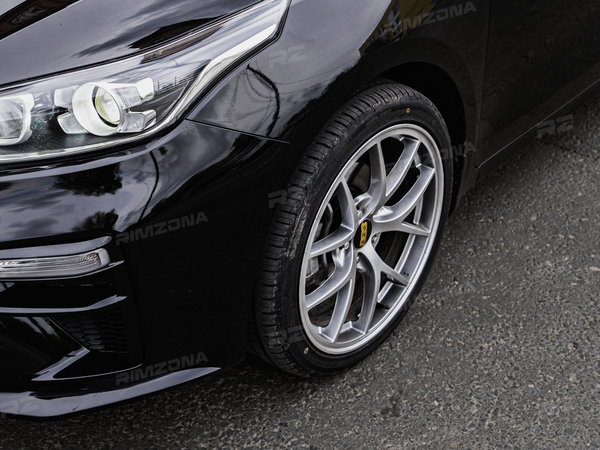 KIA CERATO НА ЛИТЫХ ДИСКАХ В СТИЛЕ BBS FI-R R18 - Фото № 3