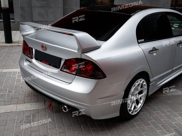 HONDA CIVIC НА ЛИТЫХ ДИСКАХ В СТИЛЕ Vossen HFX-1 R18 - Фото № 5