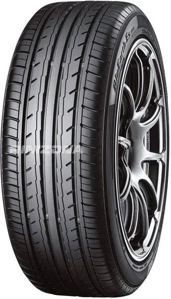 Шина YOKOHAMA BLUEARTH ES32 205/65 R15 99H