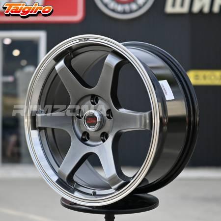 Литой диск RAYS RACING R17 8J 5x114.3 ET35 dia 73.1