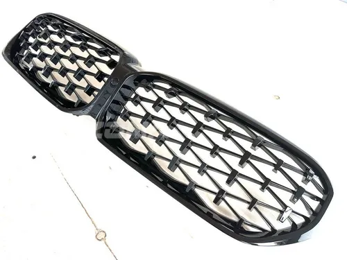 Решетки радиатора diamond рестайлинг BMW 5 G30