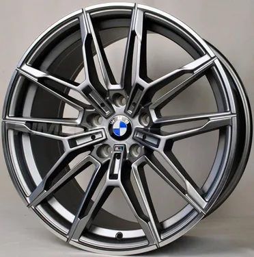 Литой диск В стиле BMW 825 STYLE R19 8J 5x120 ET35 dia 72.6