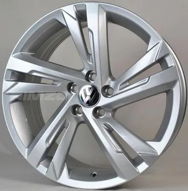 Литой диск В стиле Volkswagen TS-5682 R18 8J 5x112 ET38 dia 57