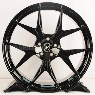 Кованый диск В СТИЛЕ Rohana RGW867 R21 9.5J 5x112 ET31 dia 66.6