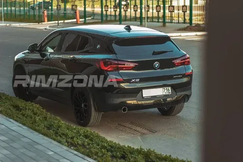 Литой диск В СТИЛЕ VOSSEN HF-2 R19 8.5J 5x114.3 ET40 dia 67.1 - Фото вживую на авто №3