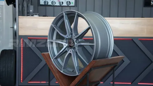 Литой диск В стиле Mercedes AMG Star Double Spoke R20 8.5J 5x112 ET38 dia 66.6 - Фото вживую №3