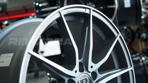 Литой диск В стиле Mercedes AMG Star Double Spoke R20 8.5J 5x112 ET38 dia 66.6 - Фото вживую №6