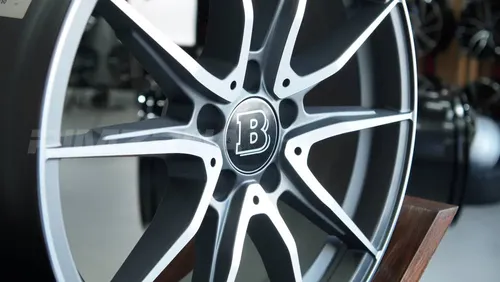 Литой диск В стиле Mercedes AMG Star Double Spoke R20 8.5J 5x112 ET38 dia 66.6 - Фото вживую №5