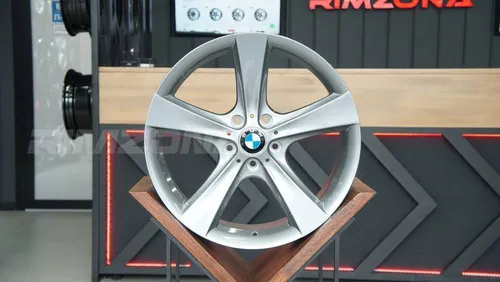 Литой диск В стиле BMW 128 Style R19 9J 5x120 ET24 dia 72.6 - Фото вживую №2