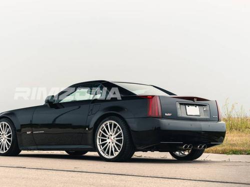 Литой диск В СТИЛЕ VOSSEN VPS305 R17 7.5J 5x113 ET38 dia 73.1 - Фото вживую на авто №2