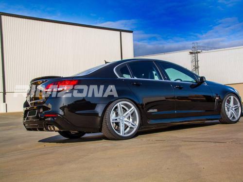Литой диск В СТИЛЕ VOSSEN CV5 R18 8J 5x113 ET38 dia 73.1 - Фото вживую на авто №4