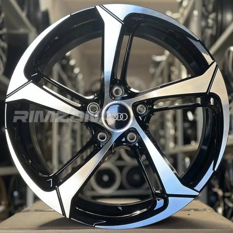 Литой диск В стиле Audi Blade Design R17 7.5J 5x114.3 ET35 dia 73.1