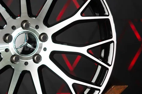 Литой диск В стиле Mercedes AMG 11 Y SPOKE R18 8J 5x112 ET35 dia 66.6 - Фото вживую №5