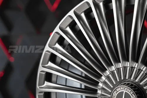 Литой диск В стиле Mercedes MAYBACH MULTISPOKE R17 7.5J 5x112 ET35 dia 66.6 - Фото вживую №6