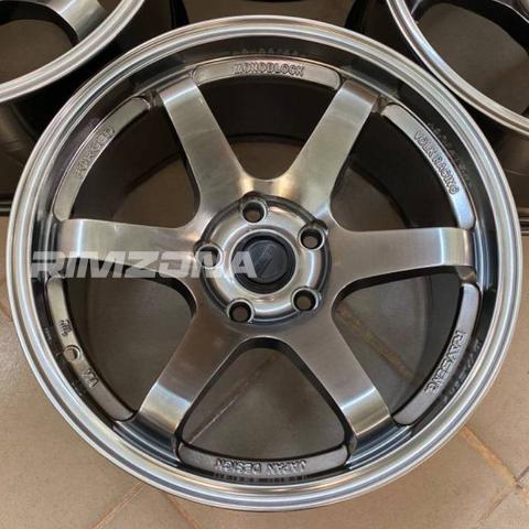 Литой диск RAYS Volk Racing TE37 SAGA S-PLUS R17 9J 5x114.3 ET30 dia 73.1