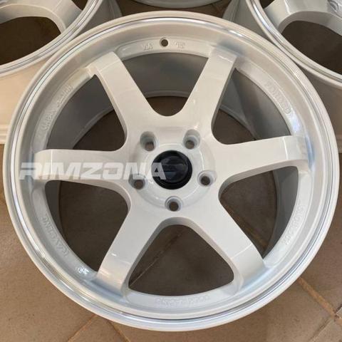 Литой диск RAYS Volk Racing TE37 SAGA S-PLUS R17 9J 5x100 ET30 dia 73.1