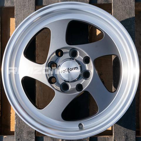 Литой диск ROTIFORM TMB R14 5.5J 4x100/4x114.3 ET38 dia 73.1