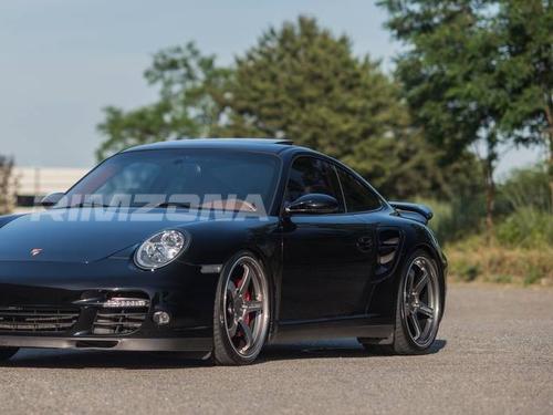 Литой диск ADVAN GT R18 8.5J 5x114.3 ET35 dia 73.1 - Фото вживую на авто №2