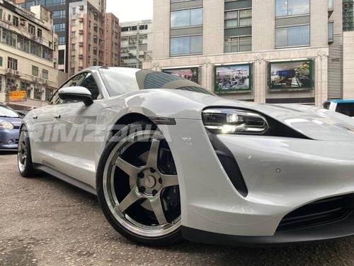 Литой диск ADVAN GT R18 8.5J 5x114.3 ET35 dia 73.1 - Фото вживую на авто №13