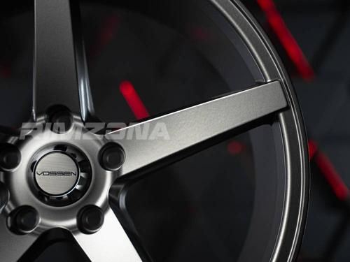 Литой диск В СТИЛЕ VOSSEN VPS303 R18 8.5J 5x113 ET33 dia 73.1 - Фото вживую №5