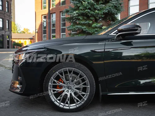 Литой диск VORSTEINER LK013 R19 8.5J 5x114.3 ET35 dia 73.1 - Фото вживую на авто №7