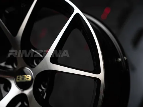 Литой диск BBS FI-R R17 7.5J 5x114.3 ET38 dia 73.1 - Фото вживую №4