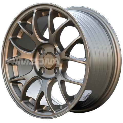 Литой диск RAYS G16 R15 7J 4x100 ET30 dia 73.1