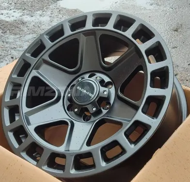 Литой диск BLACK RHINO HK6886 R20 9J 6x139.7 ET12 dia 110.1